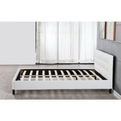 LITERIEJULIEN Frederic - Solide Et Confortable Lit Avec Sommier + Tête De Lit Capitonnee Couleur BLANC + Pieds En 10 Cm Pour Matelas En 140x190 - 2 X 13 Lattes - Revetement PVC Simili Facile D'entretien - Montage Rapide Et Facile